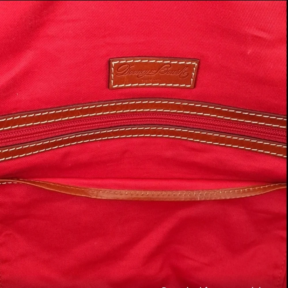 Like new EUC pink Gretta duffle weekender bag from Dooney & Bourke! 💕RARE💕 - Picture 12 of 13